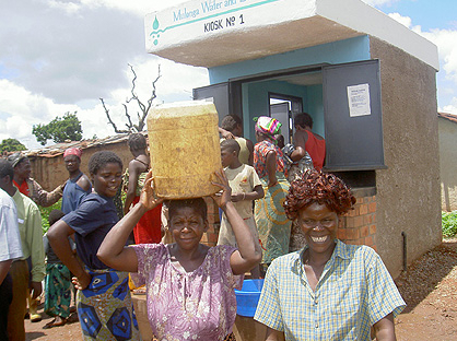 A water kiosk in Zambia's poor neighbourhoods. Photo: WaterSan Perspective.